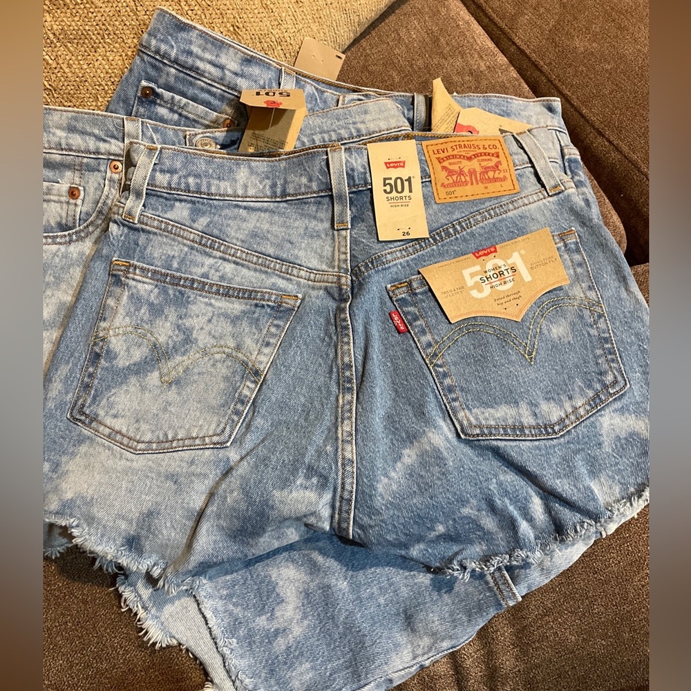 Levi’s 501 High Rise Jean Shorts blue tie dye cotton Size 28